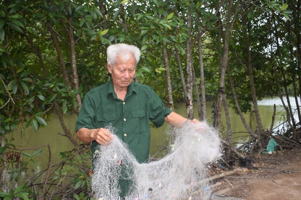 Ông Đoàn Văn Kiện luôn nêu cao phẩm chất tốt đẹp của người lính Cụ Hồ
cả trong chiến đấu và trong cuộc sống