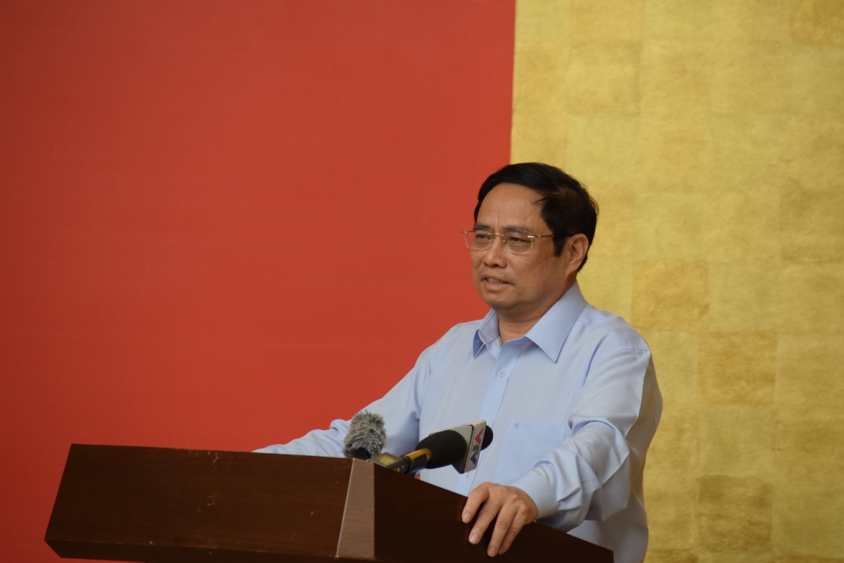 "Các địa phương nghiên cứu, tính toán lại cơ cấu trường lớp, cơ cấu giáo viên trên tinh thần tiết kiệm và hiệu quả nhất"-
Thủ tướng Phạm Minh Chính.