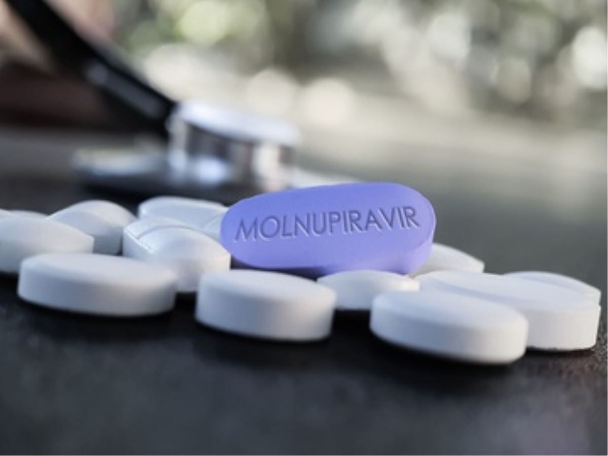 Thuốc kháng virus Molnupiravir được đánh giá có hiệu quả tốt, an toàn trong điều trị Covid-19