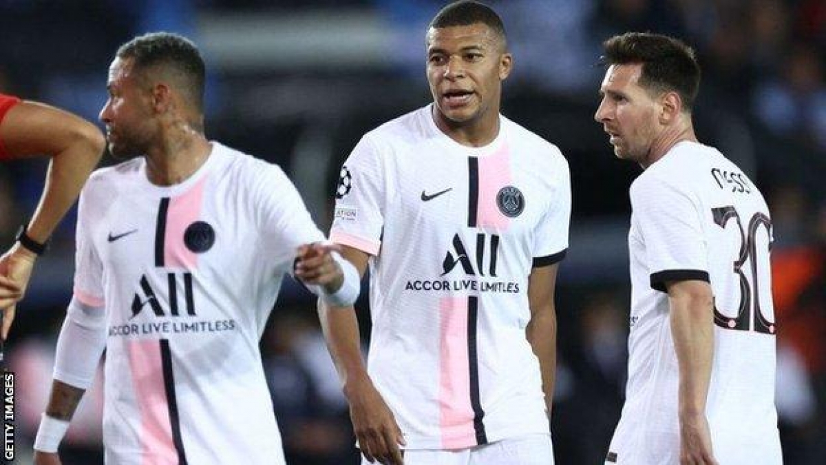 Bộ ba Neymar, Kylian Mbappe, Lionel Messi gây thất vọng khi cùng nhau đá trận đầu cho PSG tại Champions League (Ảnh: Getty Images)