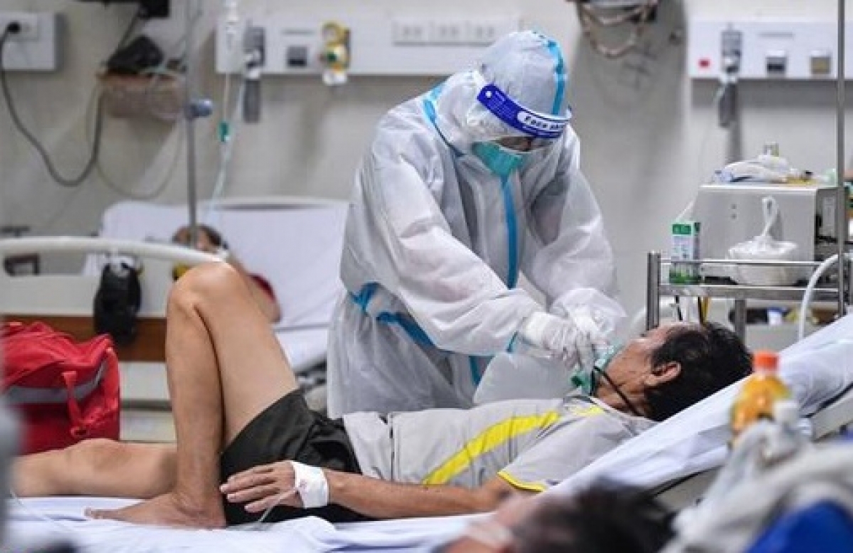 Bệnh nhân hay tự ý giật ống thở nên các điều dưỡng phải thường xuyên kiểm tra