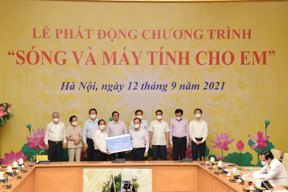 Sau Lễ phát động, các doanh nghiệp, các bộ, ngành, địa phương và một số tổ chức đã hỗ trợ chương trình hơn 1 triệu chiếc máy tính, trị giá hơn 2.500 tỷ đồng.