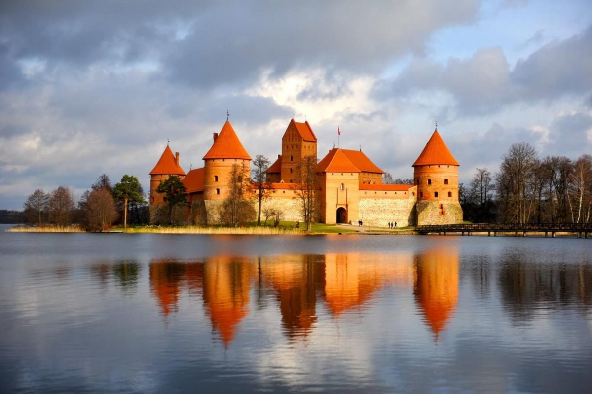 Lâu đài Trakai là điểm đến thu hút du khách