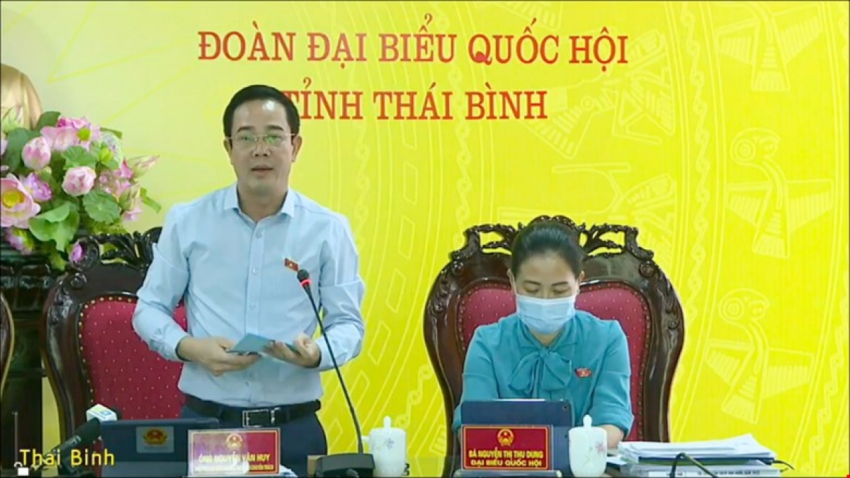Ông Nguyễn Văn Huy (ĐBQH tỉnh Thái Bình) thảo luận tại điểm cầu Thái Bình