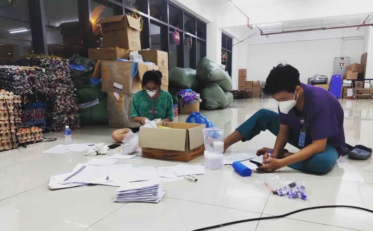 Team lấy mẫu