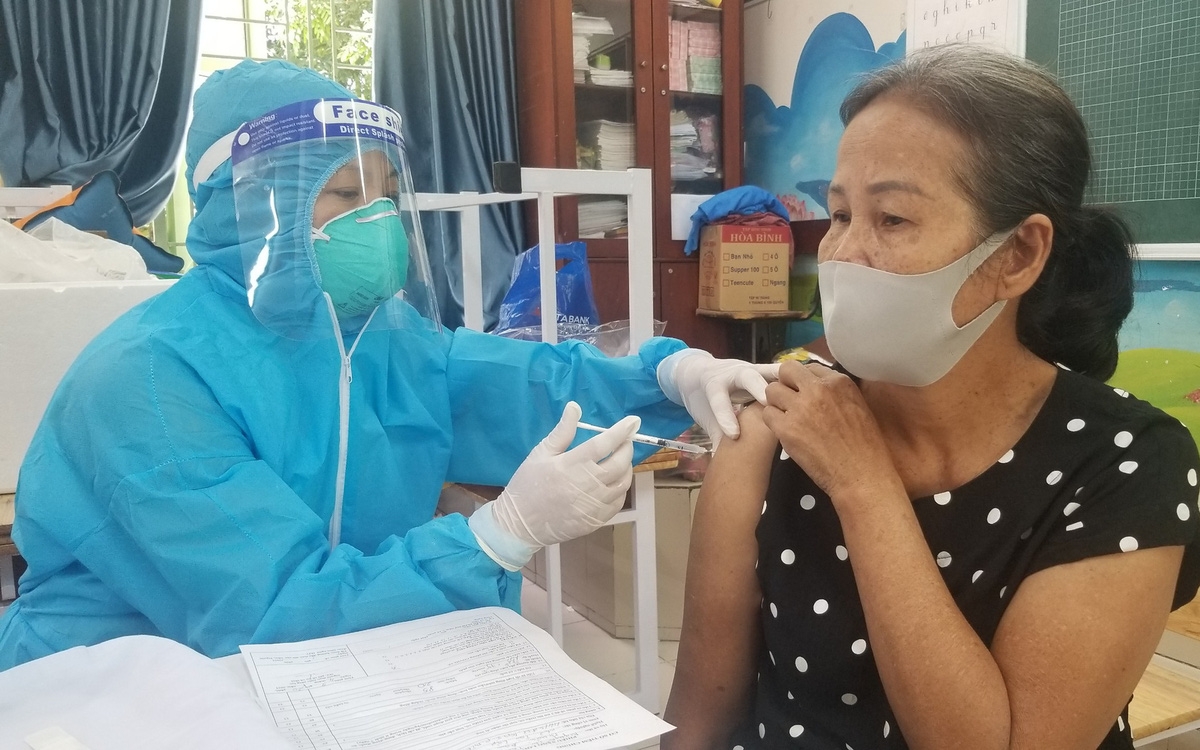 Hơn 4 triệu người dân TP.HCM đã được tiêm mũi 2 vaccine phòng Covid-19