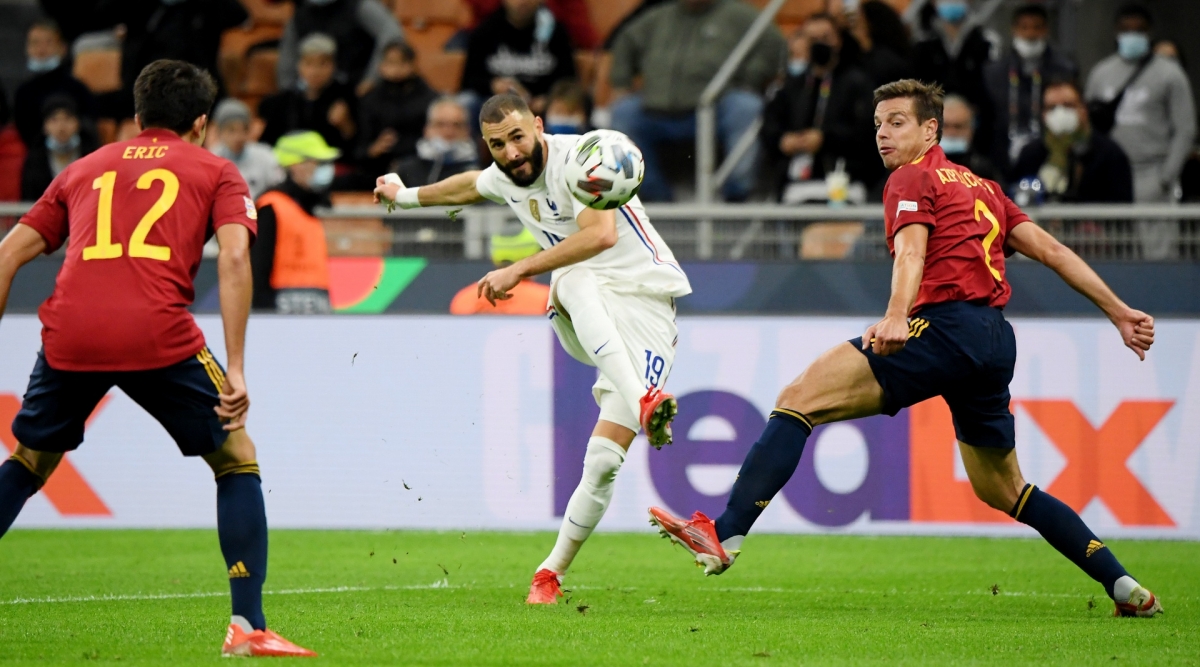Benzema tỏa sáng giúp Pháp lội ngược dòng.