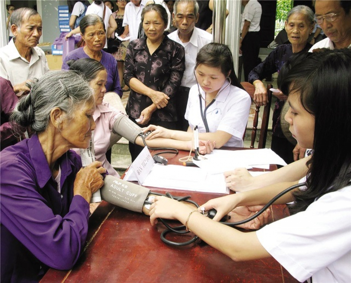 Hệ thống chăm sóc sức khỏe, nhất là chăm sóc chuyên khoa cho người cao tuổi chưa đáp được nhu cầu ngày càng tăng của người cao tuổi