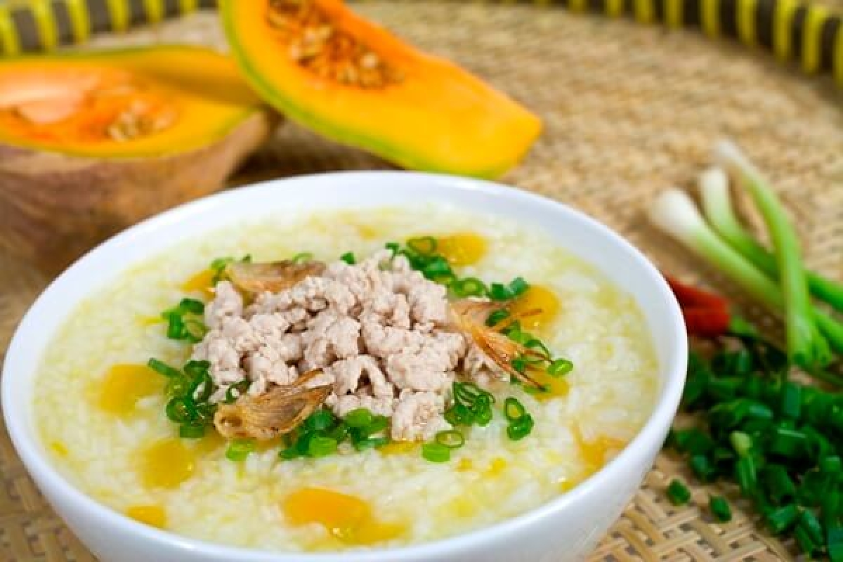 Bệnh nhân bị rối loạn tiêu hóa nên ăn thực phẩm mềm, dễ tiêu, chia nhiều bữa trong ngày.
Ảnh minh họa