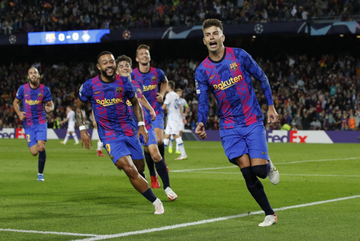 Gerard Pique ghi bàn thắng duy nhất giúp Barca giành chiến thắng trước Dynamo Kiev