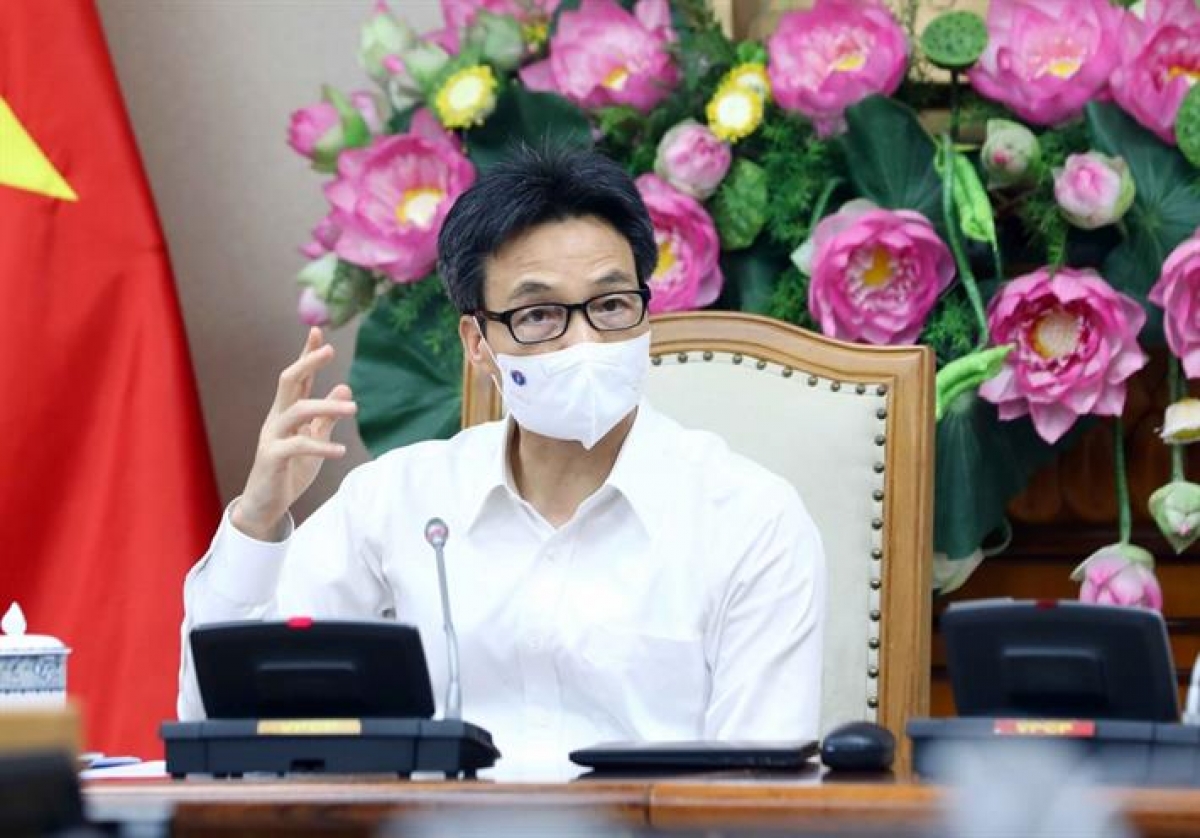 "Phải tổ chức tiêm vaccine sớm và thật an toàn cho học sinh trong độ tuổi theo quy định của Bộ Y tế"
- Phó Thủ tướng Vũ Đức Đam
