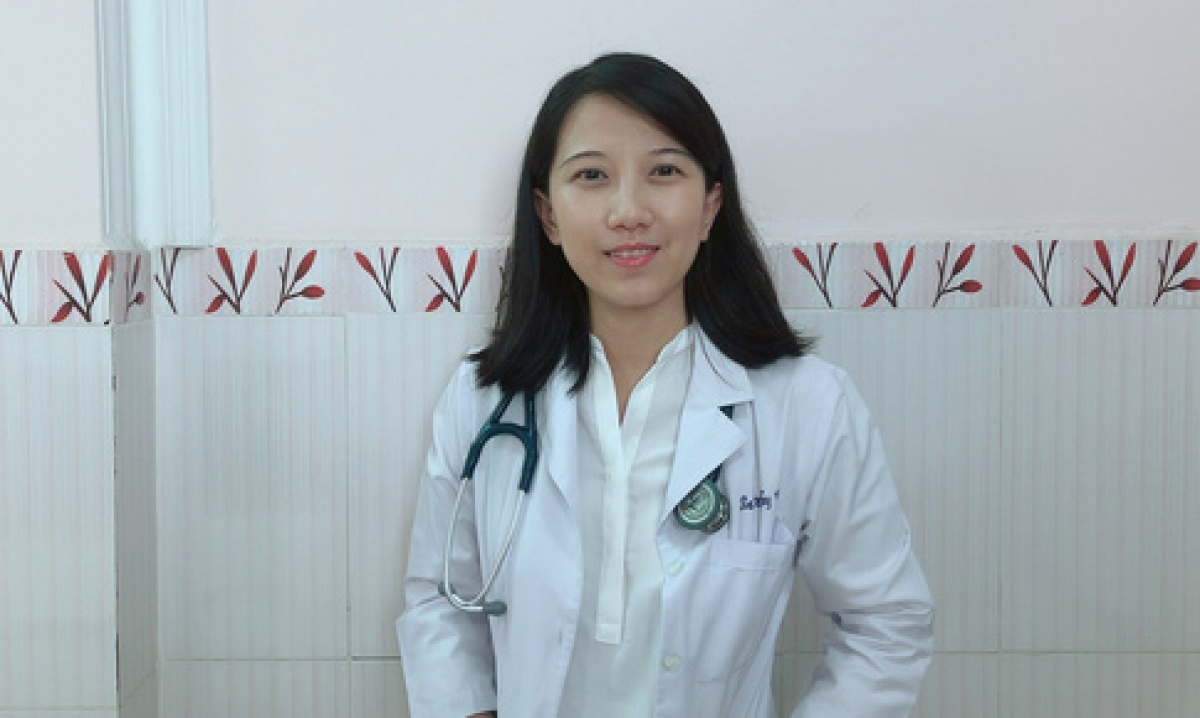 Bác sĩ Lê Trịnh Thủy Tiên-thành viên Hội dinh dưỡng lâm sàng Việt Nam- cũng là một trong những bác sĩ tham gia tư vấn miễn phí cho bệnh nhân Covid-19