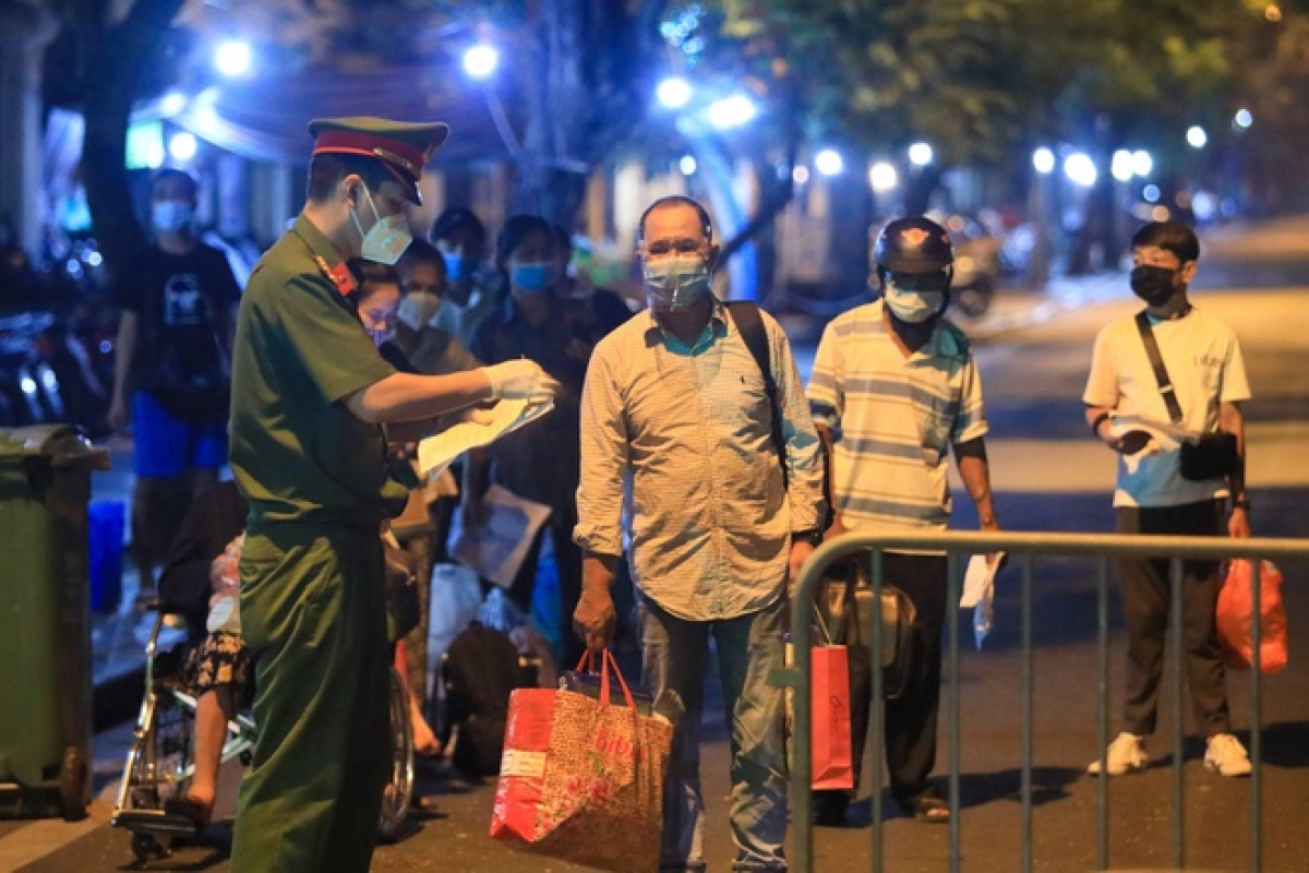 Giảm mật độ bệnh nhân và người nhà tại BV Việt Đức