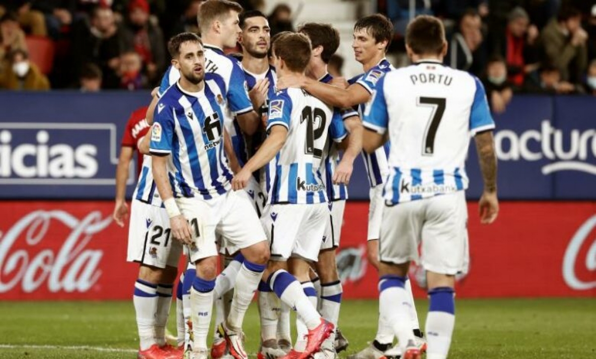 Đánh bại Osasuna, Real Sociedad chiếm ngôi đầu của Real Madrid (Ảnh: Internet)