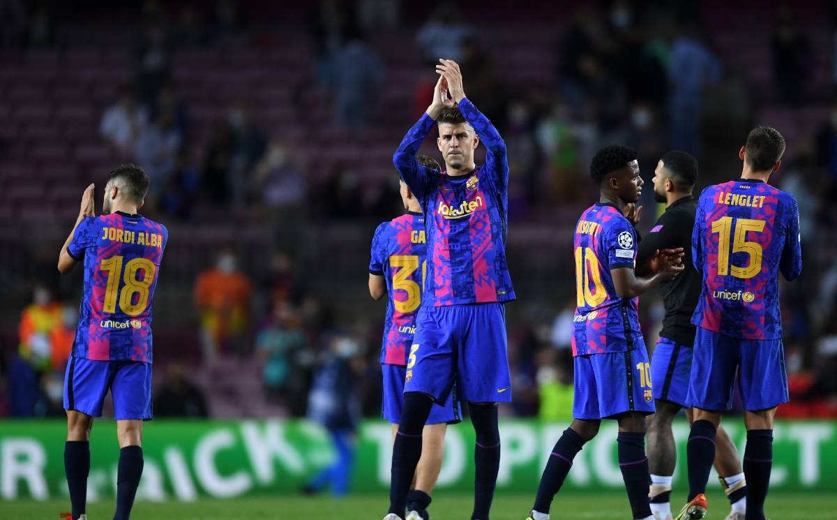 Hòa Benfica, Barca đứng trước nguy cơ bị loại khi phải đương đầu với Bayern Munich ở lượt đấu cuối (Ảnh: Internet)