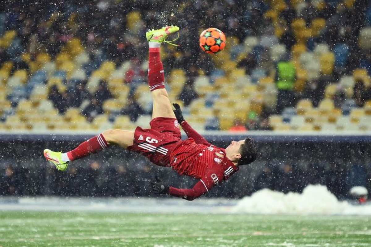 Robert Lewandowski rất có duyên ghi bàn ở sân chơi Champions League (Ảnh: Internet)
