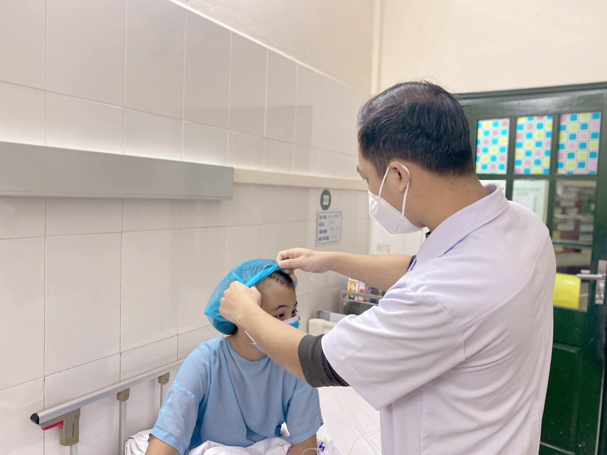 Sau phẫu thuật, sức khỏe của bé N.P.A ổn định