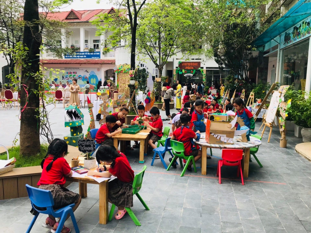Cô trò trường Mầm non thực hành Hoa Thủy Tiên trước những ngày dịch bệnh