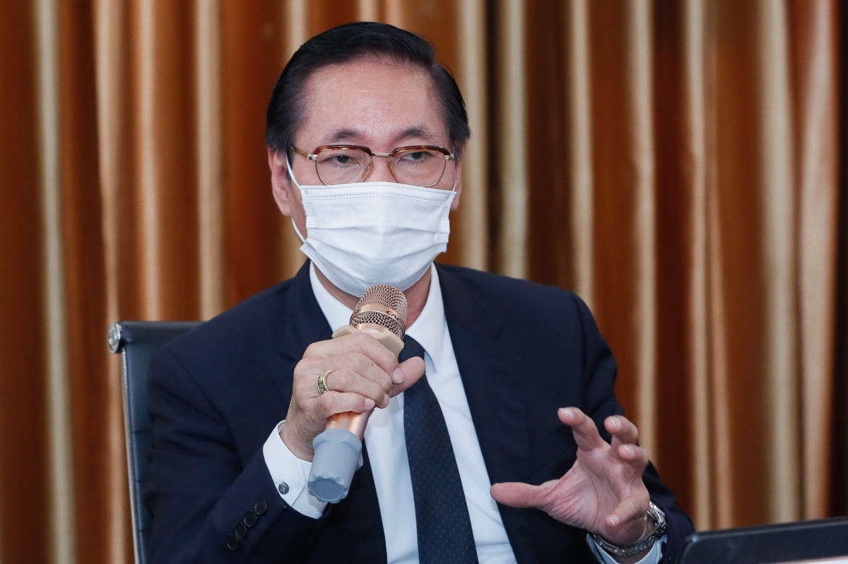 TS Nguyễn Minh Phong phát biểu