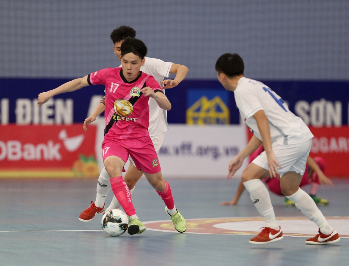 Zetbit Sài Gòn 1-1 Thái Sơn Bắc (ảnh VFF)
