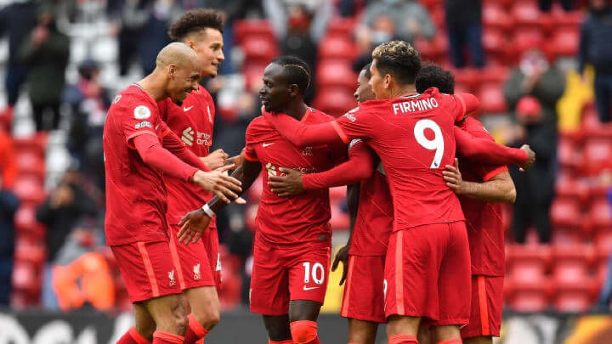 CLB Liverpool sớm giành quyền vào vòng knock-out khi toàn thắng cả bốn lượt trận
