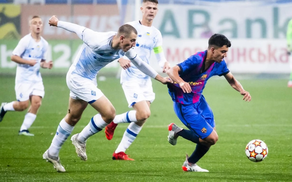 Ilias Akhomach - tài năng trẻ mới 17 tuổi ra mắt ấn tượng trong màu áo đội 1 Barcelona