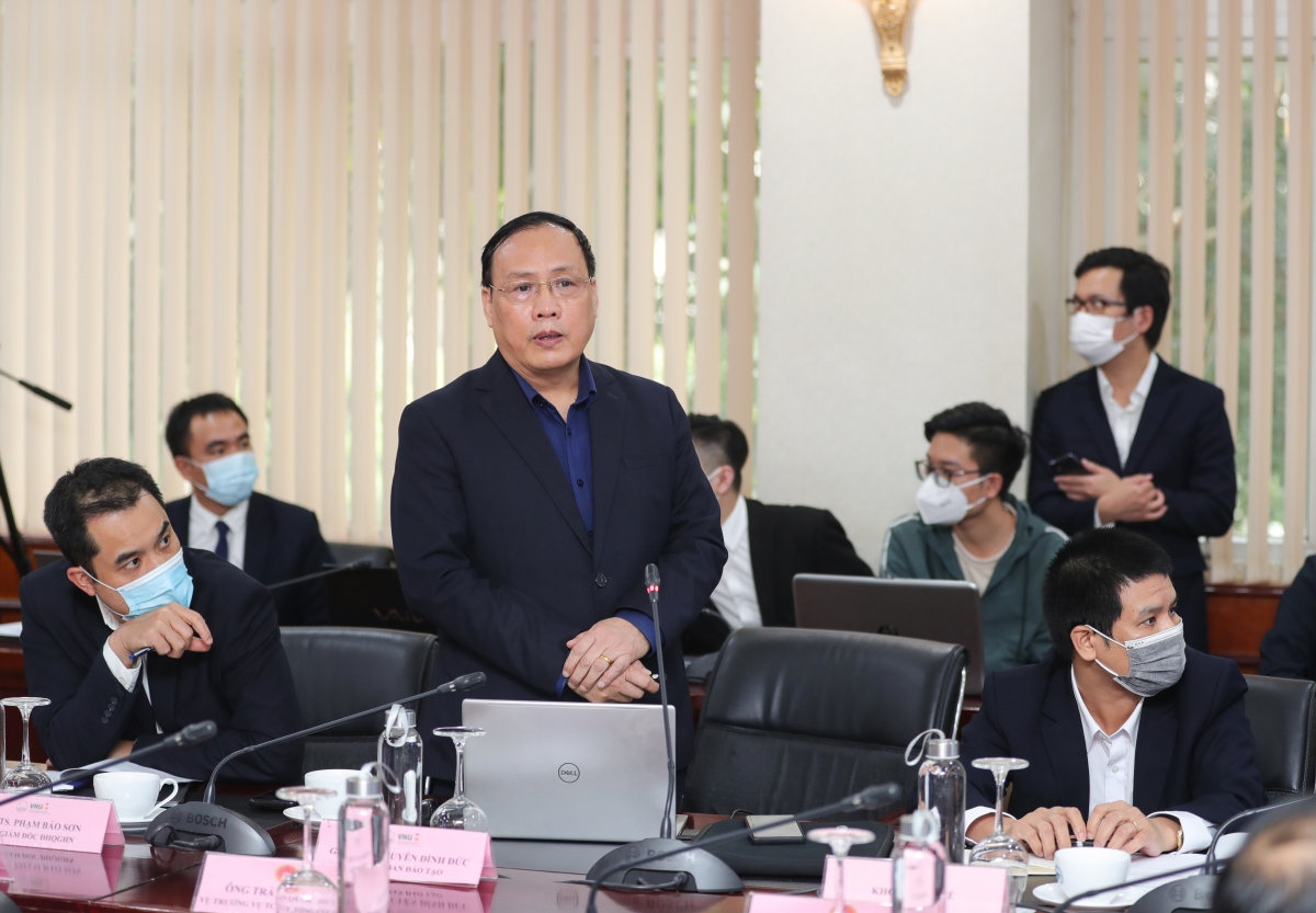 GSTSKH Nguyễn Đình Đức chia sẻ 1 số giải pháp và lộ trình triển khai đào tạo các ngành kỹ thuật – công nghệ