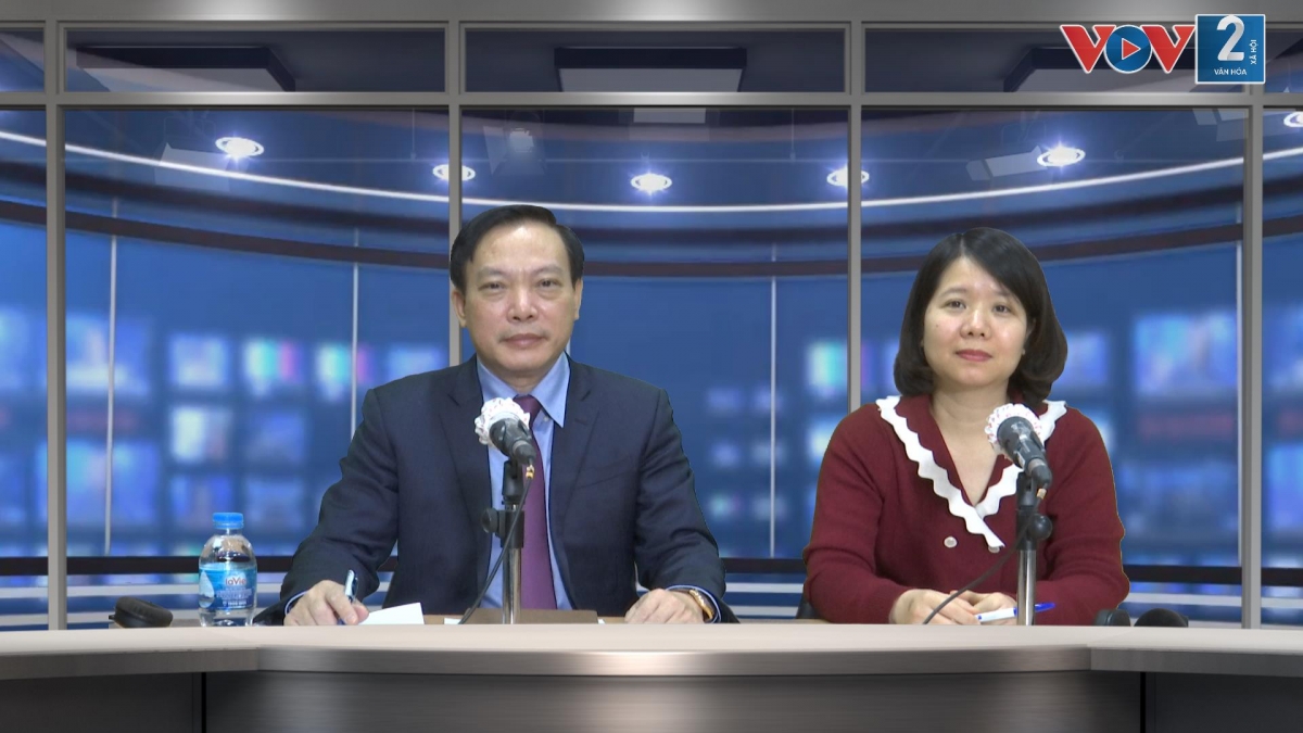 TS Hoàng Đình Cảnh - Chuyên gia về phòng chống HIV/AIDS tham gia tư vấn về HIV trên VOV2