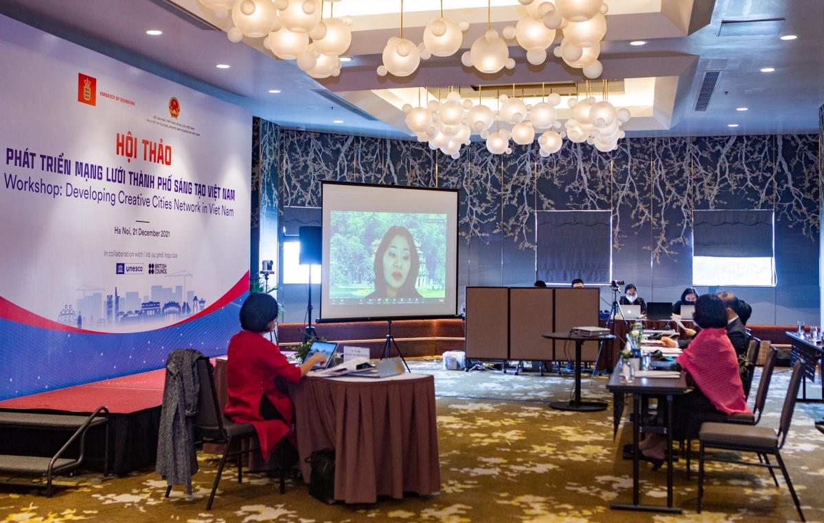 Hội thảo "Phát triển Mạng lưới thành phố sáng tạo” do Bộ VHTTTDL chủ trì, phối hợp với các địa phương thực hiện trong giai đoạn 2021 - 2022. Ảnh: Viện Văn hóa Nghệ thuật Quốc gia VN (Vicas).