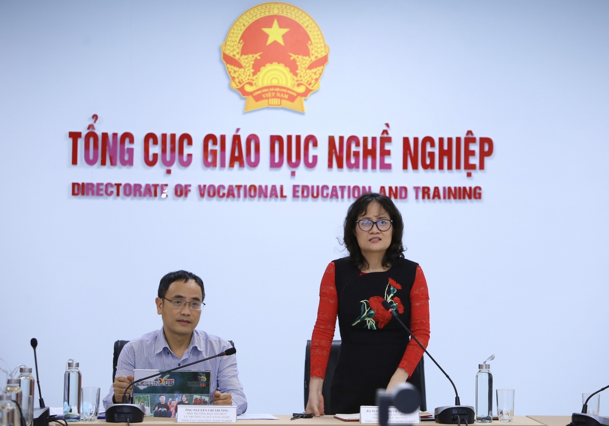 PGS.TS Nguyễn Thị Việt Hương (Phó Tổng cục trưởng Tổng cục Giáo dục nghề nghiệp) chia sẻ thông tin với báo chí về kỳ thi Kỹ năng nghề Quốc gia lần thứ 12