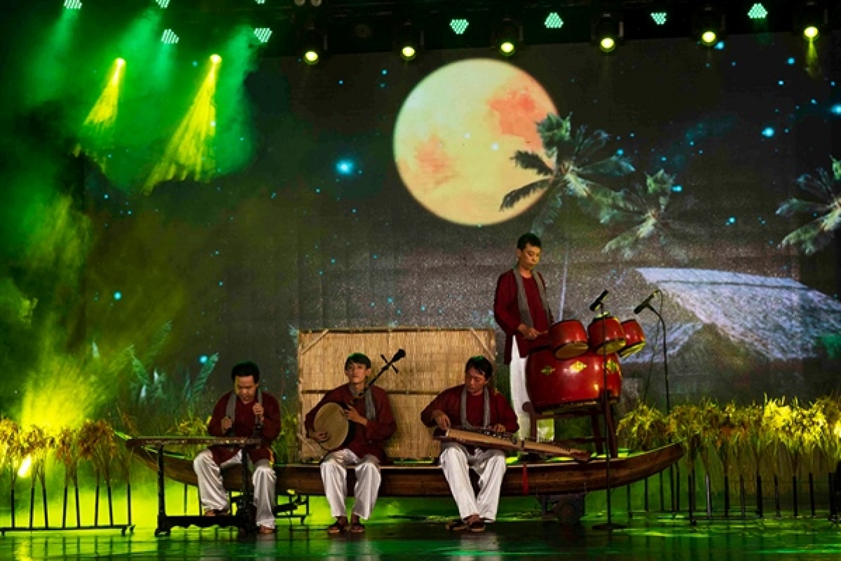 Hòa tấu Liên khúc “Lý con sam - Lý đương đệm - Lý con khỉ” của TTHNT tỉnh An Giang