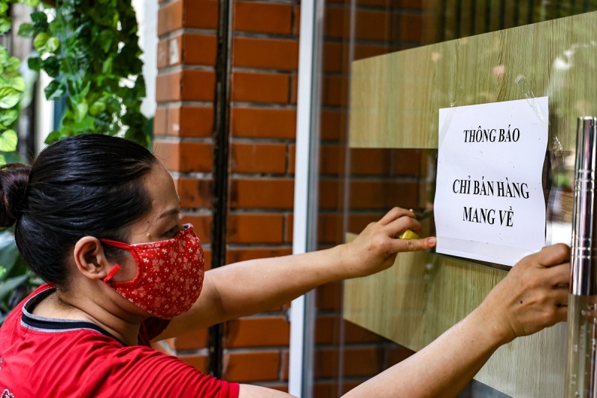 Các cơ sở ăn, uống trên địa bàn quận Đống Đa chỉ được phép bán mang về