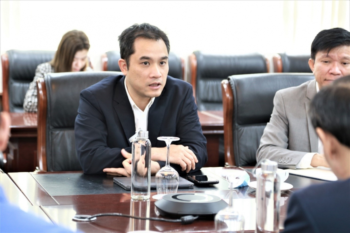 Ông Phạm bảo Sơn - Phó Giám đốc Đại học Quốc gia Hà Nội trong buổi làm việc với Ủy Ban Nhà nước về người Việt Nam ở nước ngoài