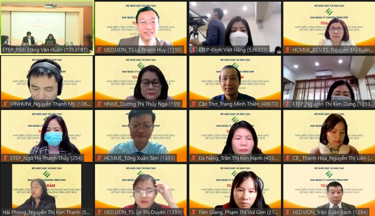 Các giảng viên trường ĐHSP, giáo viên cốt cán phổ thông tham dự buổi tọa đàm theo hình thức trực tuyến