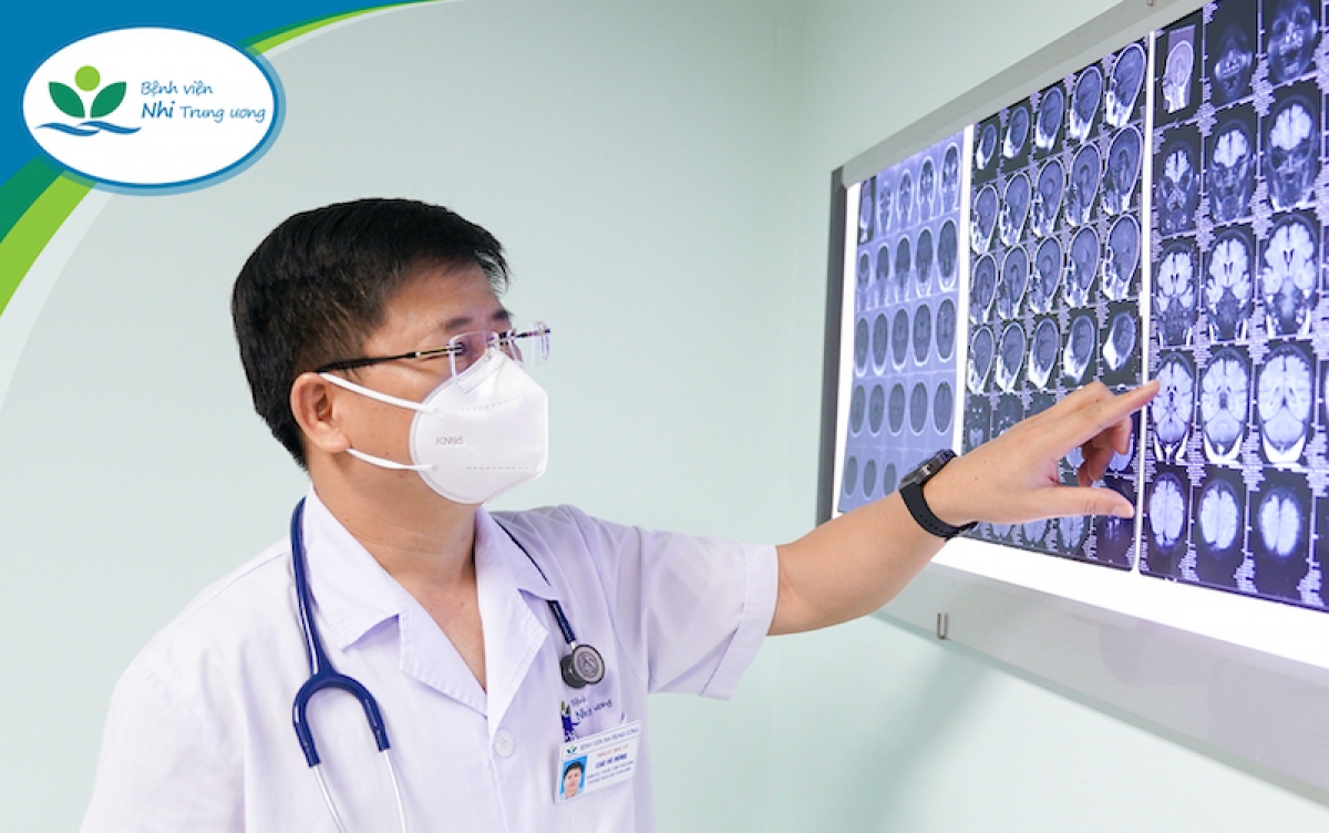TS.BS Cao Vũ Hùng – Giám đốc Trung tâm Thần Kinh, Bệnh viện Nhi Trung ương
