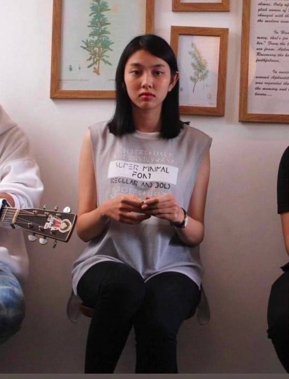 Hồi năm nhất, Thùy Tiên từng bị đánh rớt khi dự thi đội hát CLB Guitar Nhân văn. Mãi sau này cô mới thi lại và trúng tuyển