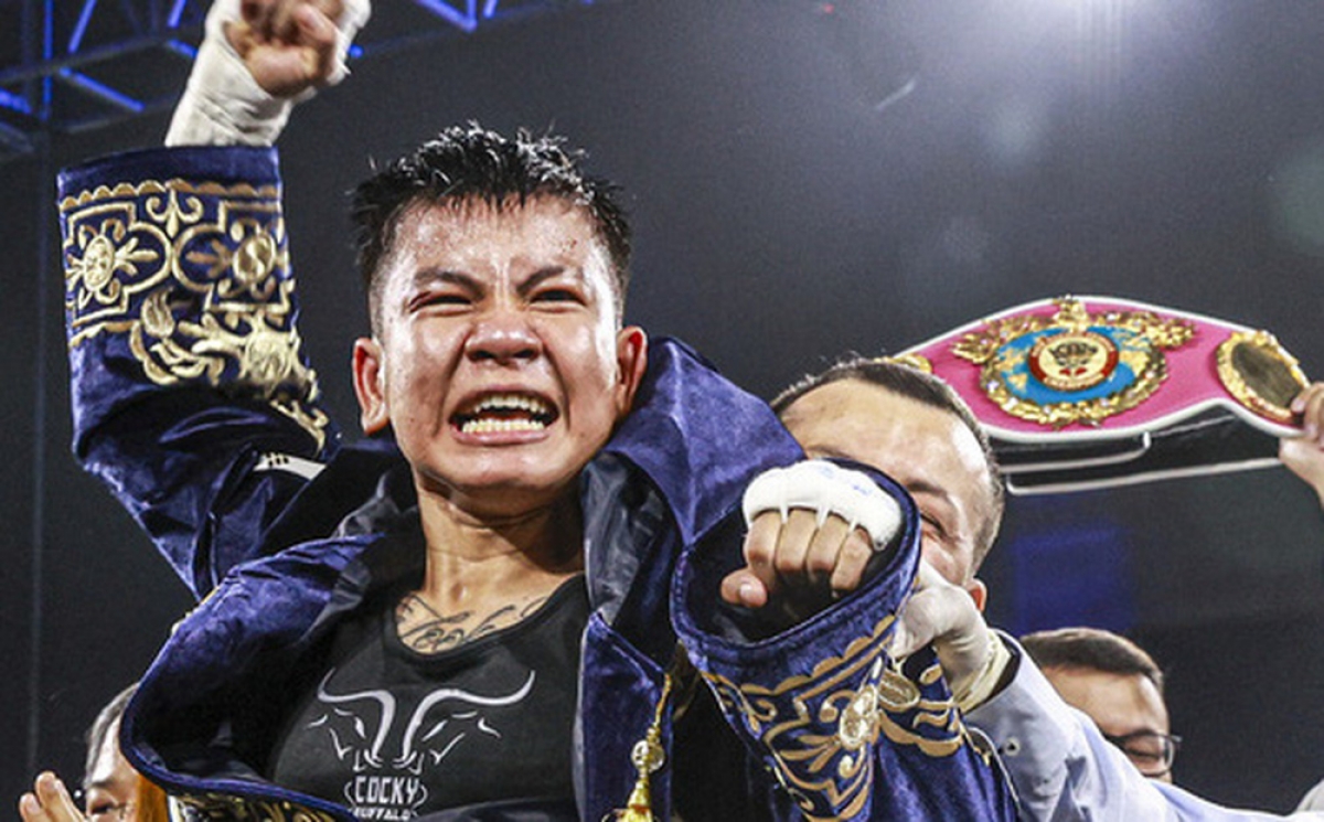 Nguyễn Thị Thu Nhi giành đai chuyên nghiệp WBO hạng nhẹ thế giới