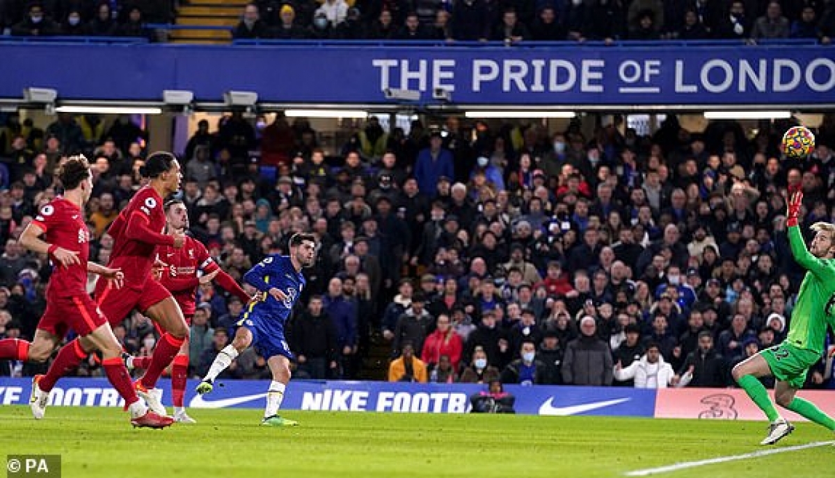 Christian Pulisic gỡ hòa 2-2 cho Chelsea (Ảnh: PA)