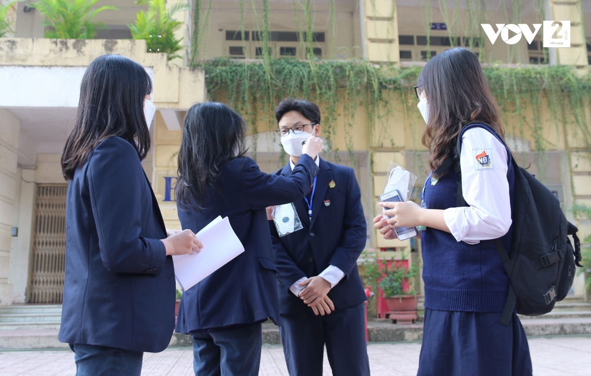 2k4 là lứa học sinh 3 năm liền chịu ảnh hưởng bởi dịch COVID-19