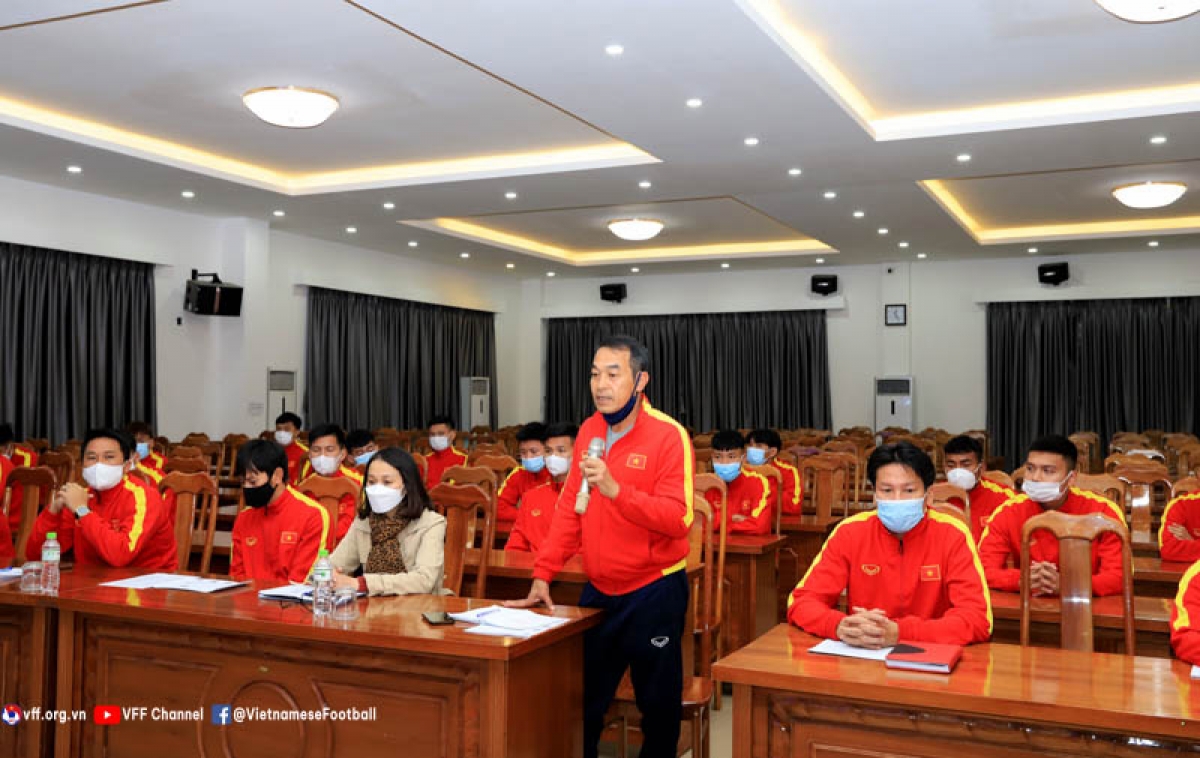 Ông Đinh Thế Nam - HLV trưởng đội tuyển U23 Quốc gia