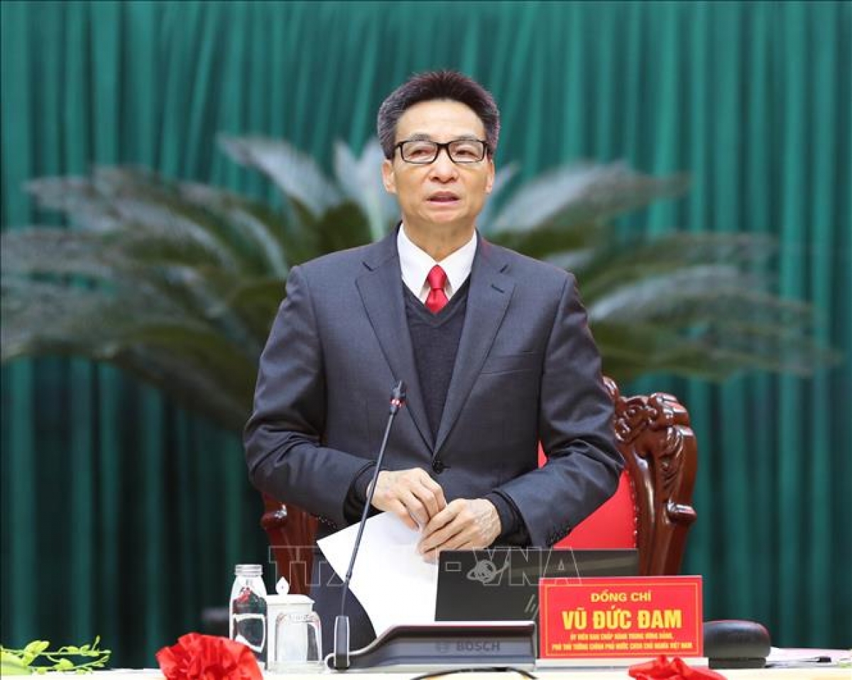 Phó Thủ tướng Vũ Đức Đam phát biểu chỉ đạo hội nghị. Ảnh: Trọng Đức/TTXVN