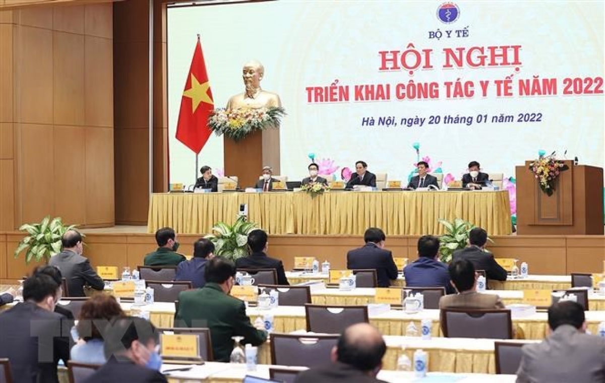 Hội nghị triển khai công tác y tế năm 2022 do Bộ Y tế tổ chức, được kết nối trực tuyến từ trụ sở Chính phủ (Ảnh: TTX VN)