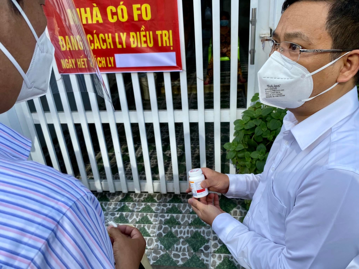F0 điều trị tại nhà thực hiện tự theo dõi sức khỏe 2 lần/ngày