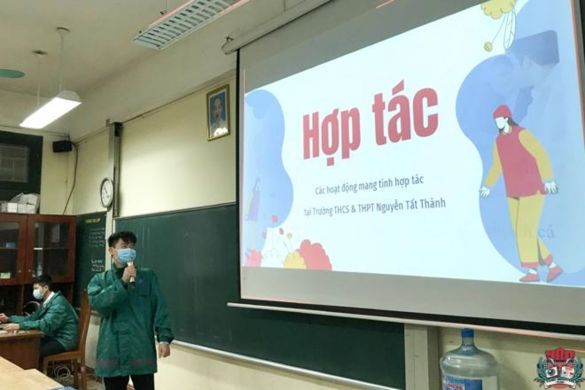 Học sinh trường THPT Nguyễn Tất Thành