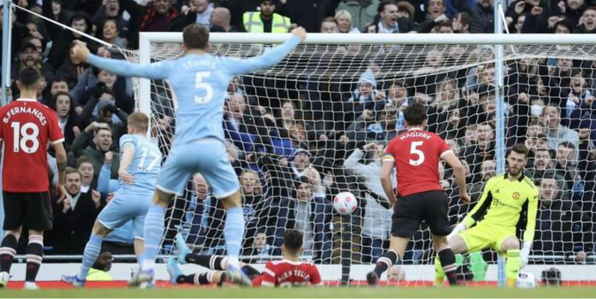 Kevin De Bruyne giúp Man City sớm có bàn dẫn trước (Ảnh: Internet)