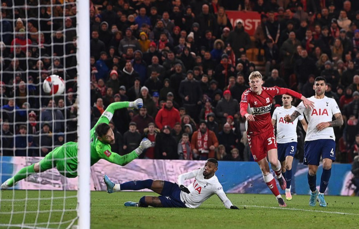Josh Coburn ghi bàn duy nhất, giúp Middlesbrough giành chiến thắng tối thiểu 1-0 (Ảnh Reuters)