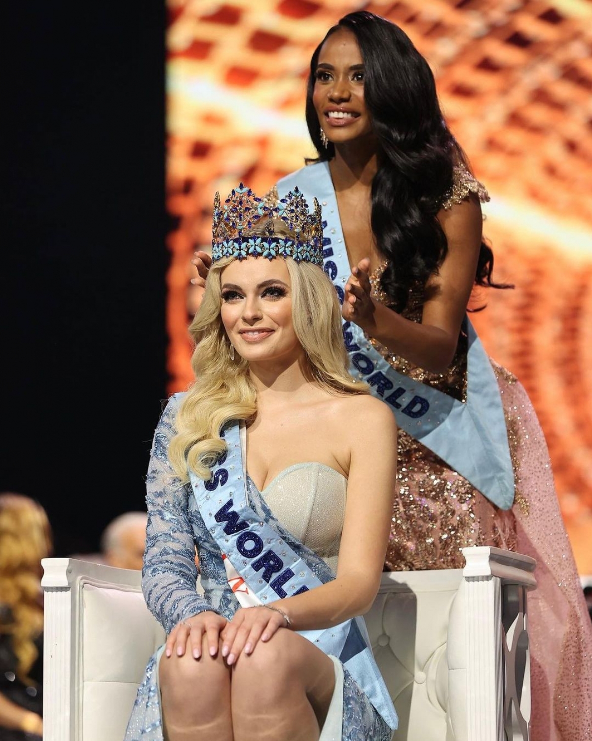 Karolina Biewleska vượt qua 39 thí sinh, trong đó có Đỗ Thị Hà của Việt Nam, giành vương miện Miss World lần thứ 70. Cô đã có sự thể hiện nổi bật trong suốt quá trình dự thi ở Puerto Rico với phong cách sôi nổi, khả năng thuyết trình tốt và nhan sắc rực rỡ.
 