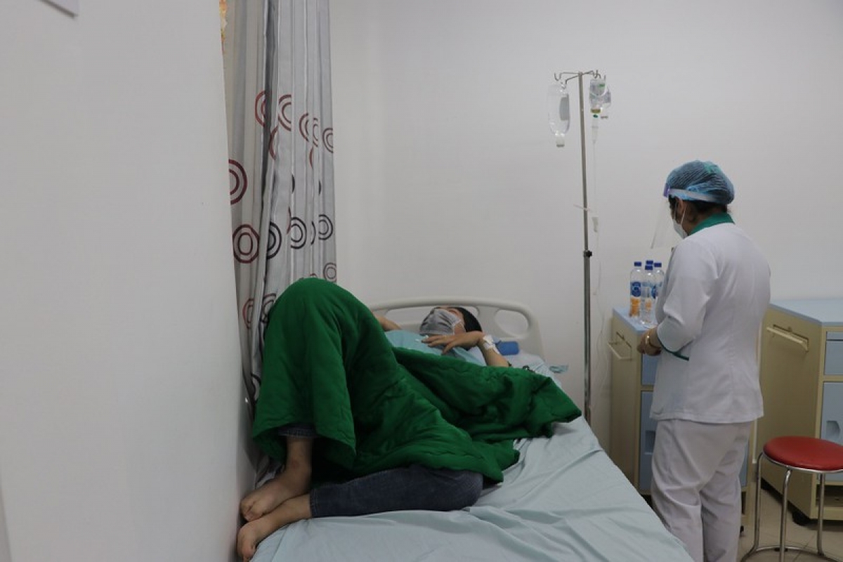 Một trong số những người phải nhập viện sau khi ăn bánh mỳ Liên Hoa