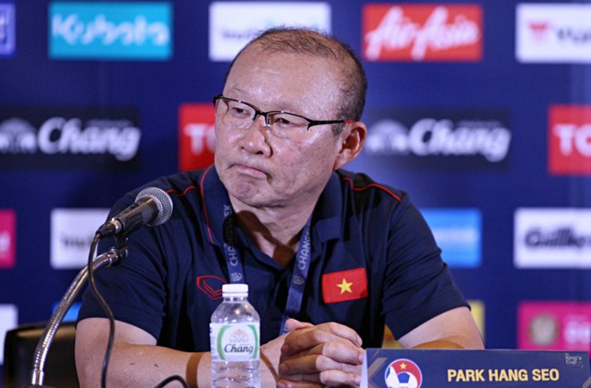 HLV Park Hang Seo: "Chúng tôi khát khao cải thiện bản thân và thoát khỏi tầm Đông Nam Á”.