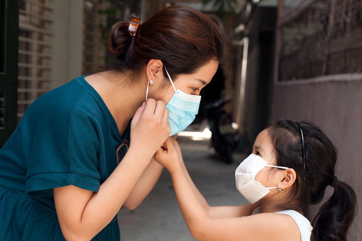 Dự phòng nhiễm SARS-CoV-2 cho trẻ bằng các biện pháp phòng bệnh thích hợp